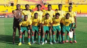 Image de Football. Le Cameroun qualifié pour la CHAN 2016, a décidé de peaufiner sa préparation avec une rencontre contre le Niger. Le match est prévu pour le 23 décembre prochain.